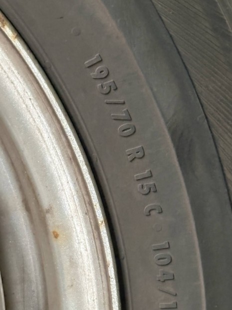 Lemezfelni Gumival egytt