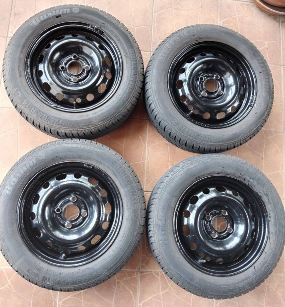 Lemezfelni garnitúra (5,5x14, 4x100)