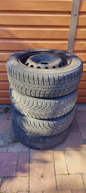 Lemezfelni lemez felni felnik gumikkal 4x100 14" clio tália stb!
