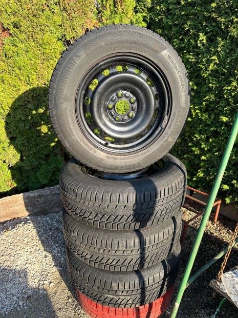 Lemezfelni+tli gumi Mazda (215/65 R16)