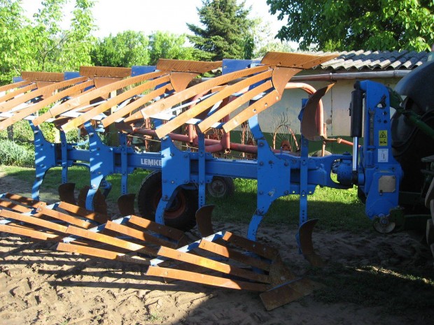Lemken 4 fejes eke