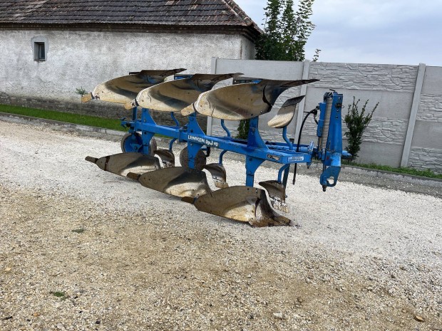 Lemken Opal 90, 3 fejes váltvaforgatós eke