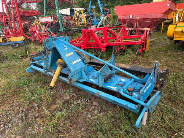 Lemken Zirkon 2 - 300 , 3 Mteres Forgborona Feljtott llapotban