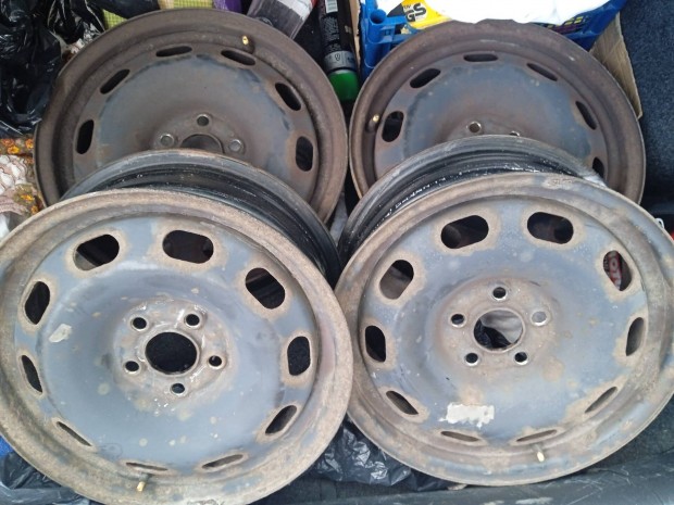 Lenezfelnik 15" Skoda Octavia I. (4 db, 4000 Ft/db)