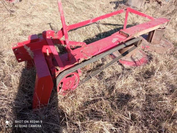 Lengyel 185 dobkasza elad�. 