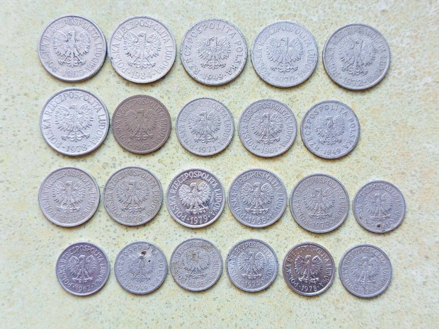 Lengyelorsz�g 22 db K�l�nb�z� �rme 10 20 50 Groszy 1949-1984