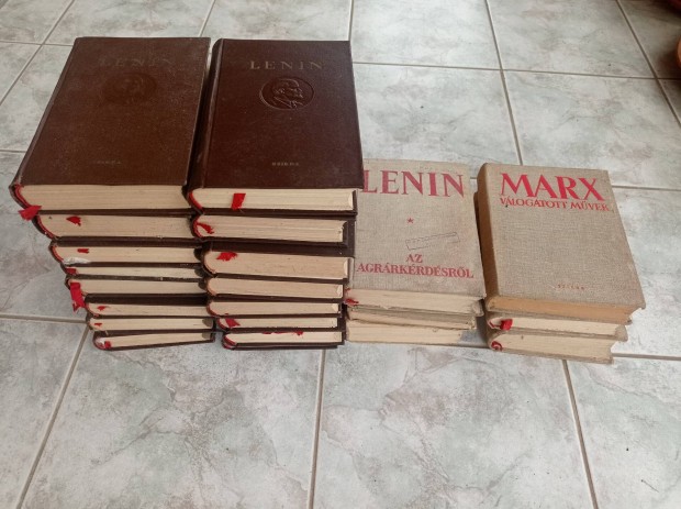 Lenin Marx könyvek.