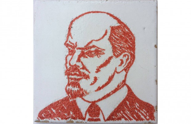 Lenin arckp csempelapon