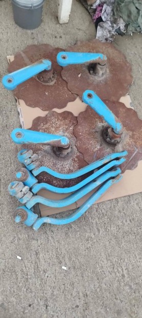 Lenken trcss csoroszlya elad