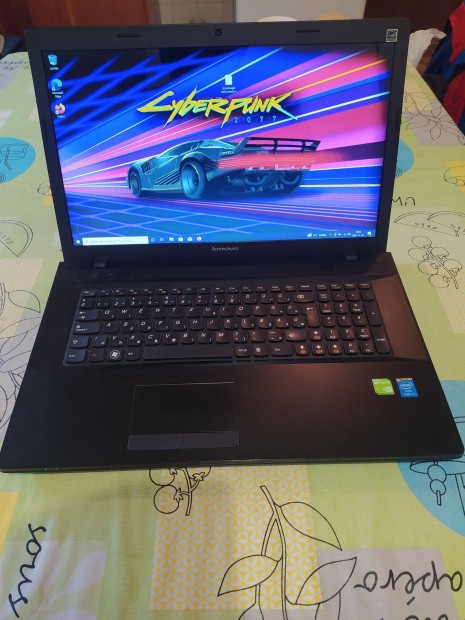 Lenovo 17" g710 i5 laptop