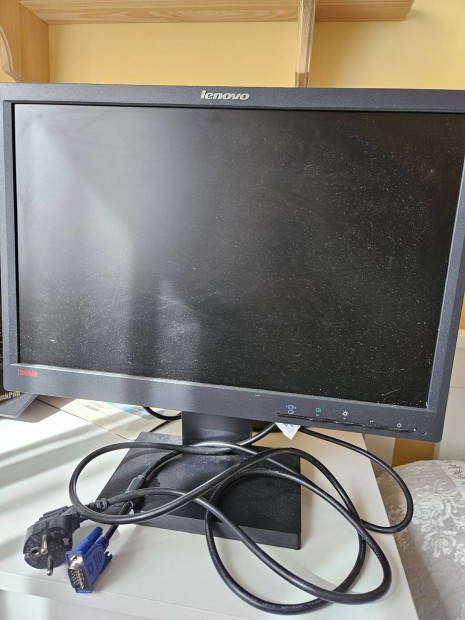 Lenovo 19" monitor VGA kbellel