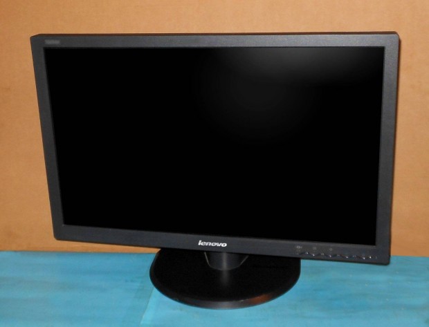 Lenovo 22" Full HD LED Monitor, HDMI, DP, VGA, USB