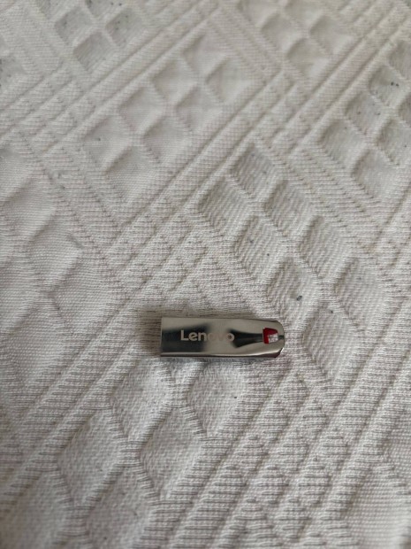 Lenovo 2 TB pendrive 3.0