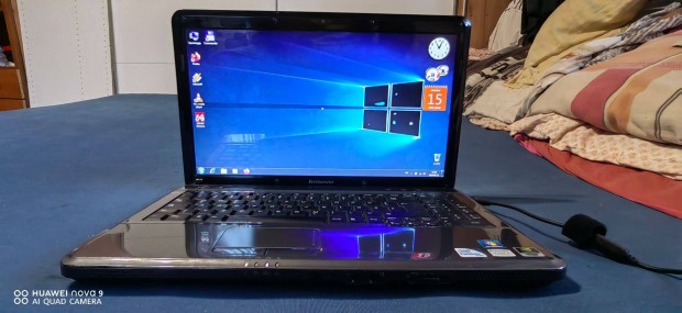 Lenovo,2 mag,4gb DDR3,320gb,webcam,wifi,3rs akku