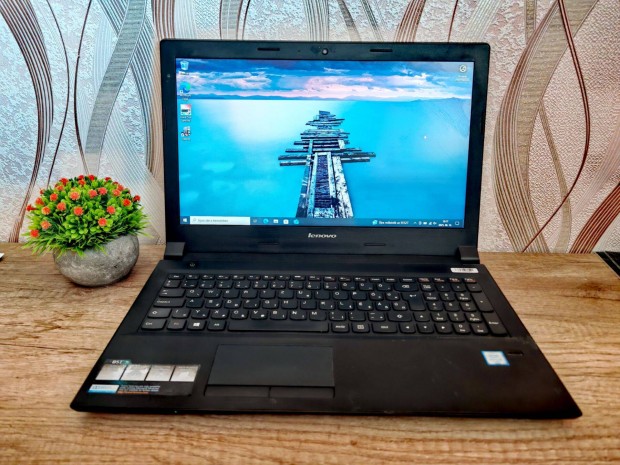 Lenovo B51 I5 laptop / 256 GB SSD/ 8GB RAM/ 15.6" Kijelző/Jó AKKU/ WIN