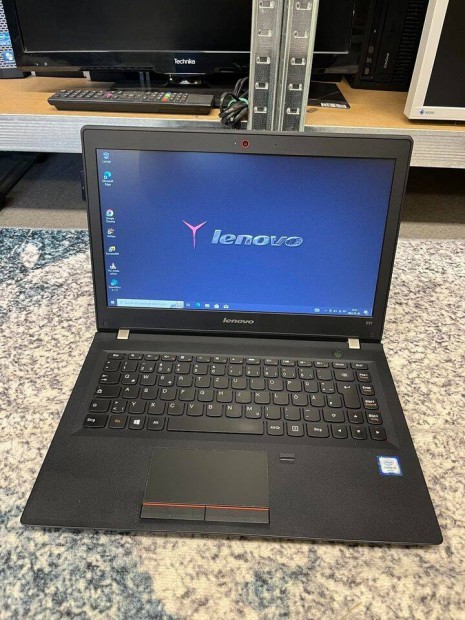 Lenovo E31-80 6. gen. I5 laptop (4X2400 Mhz, 8 GB DDR3, 256 GB SSD)
