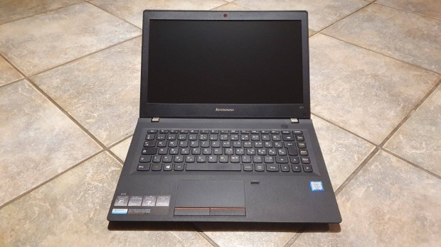 Lenovo E31-80 laptop - Core i5-6200u / 8GB RAM / 256GB SSD