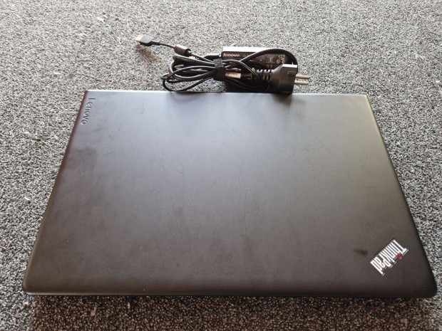 Lenovo E570 notebook i5-7200U, 8GB RAM, 256GB SSD elad