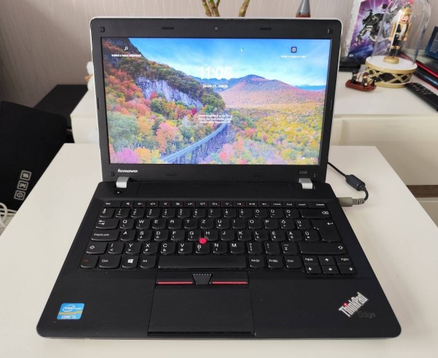 Lenovo Edge E330 i3 3.gen 3120M 6GB RAM 300GB HDD laptop