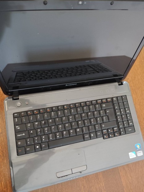 Lenovo G550 laptop