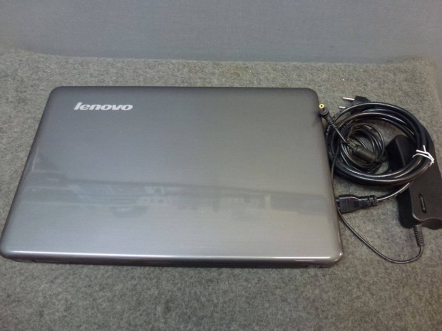 Lenovo G 550 laptop