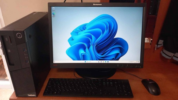 Lenovo Gamer START PC + 22" LCD ! i5-4590, 8/500 GB, Win 11, WiFi!