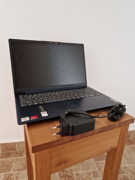 Lenovo Ideapad 3 15' elad