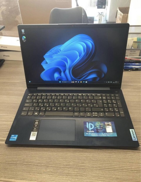 Lenovo Ideapad 3, jszer, 500GB, UHD Graphics, Garancia