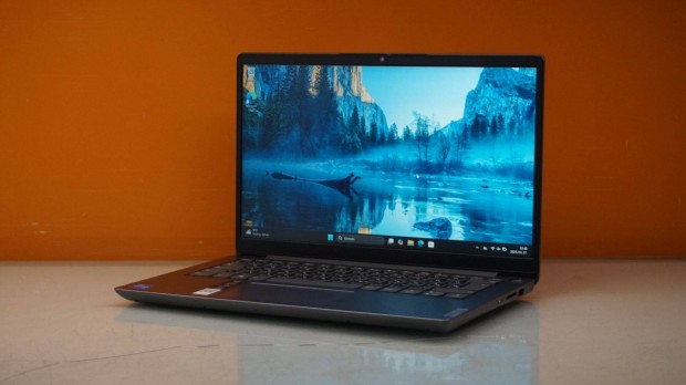 Lenovo Ideapad 3 laptop - 14" FHD IPS / i3-1115G4 / 8Gb DDR4 / 256Gb