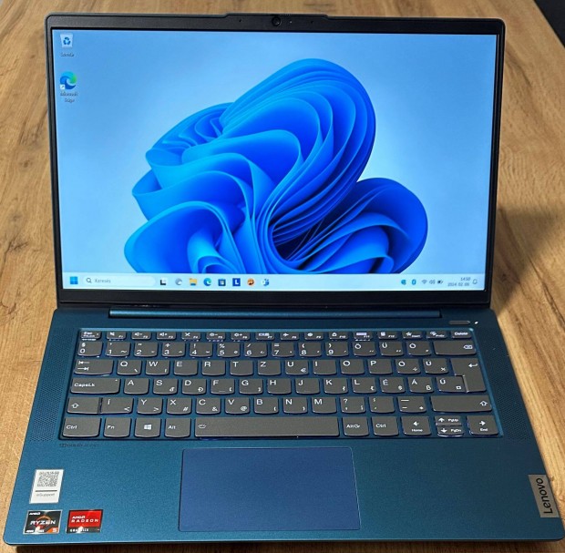 Lenovo Ideapad 5 -14ARE05 notebook elad
