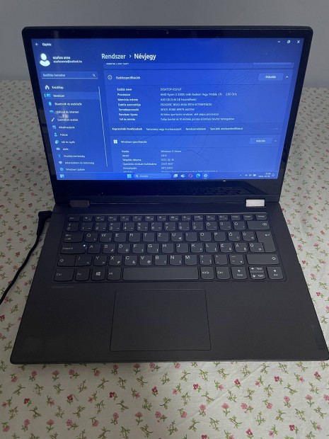 Lenovo Ideapad C340 laptop