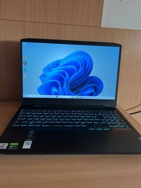 Lenovo Ideapad Gaming 3 15IMH05 - i7 - Gtx 1650Ti - IPS 120hz