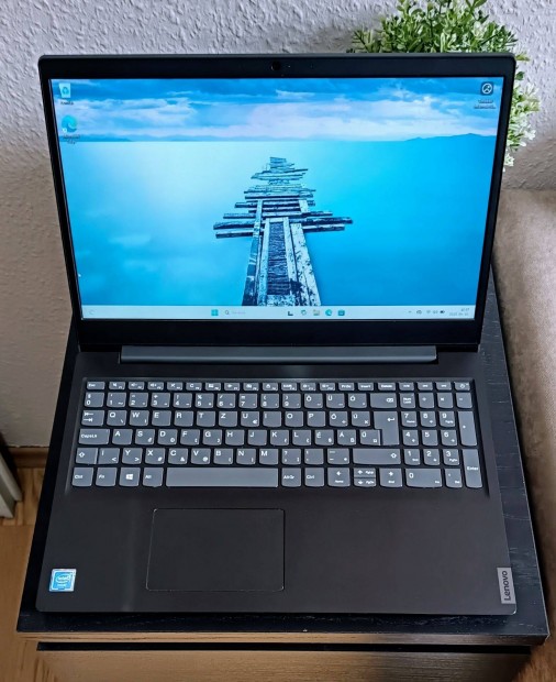 Lenovo Ideapad S145-15Iwl újszerű laptop,Win11