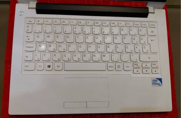 Lenovo Ideapad S210 Touch White elad