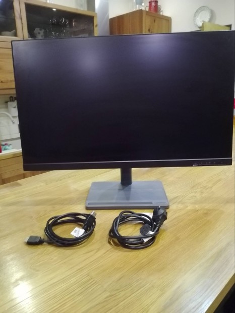 Lenovo L27e-30 monitor