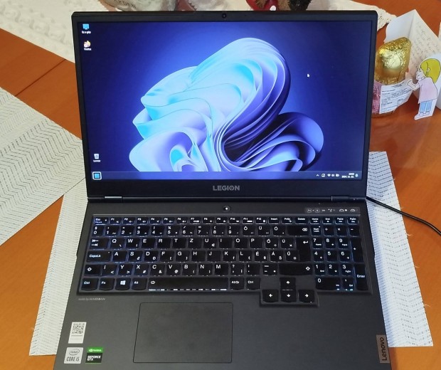 Lenovo Legion 5 15IMH05