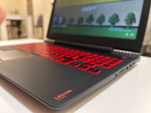 Lenovo Legion Y520