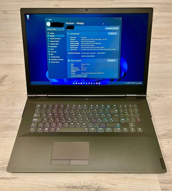 Lenovo Legion Y740 gamer laptop 17"