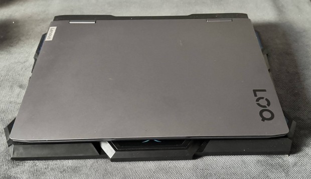 Lenovo Leq 16IRH8 Gamer laptop