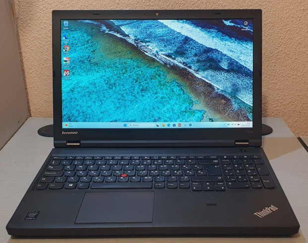 Lenovo T540p 15.6" FHD i5-4210M 16GB ram 240GB SSD HDMI Webcam Win11