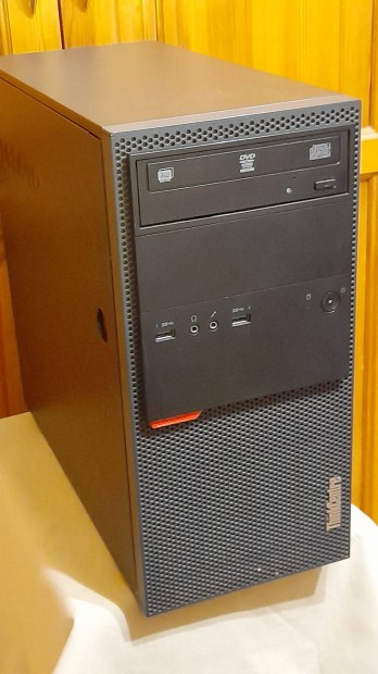 Lenovo Thinkcentre M900 Tower asztali gp