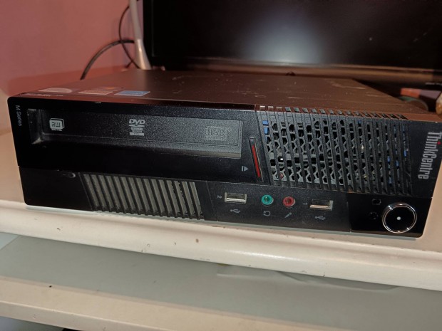 Lenovo Thinkcentre M90 hinyos mkd