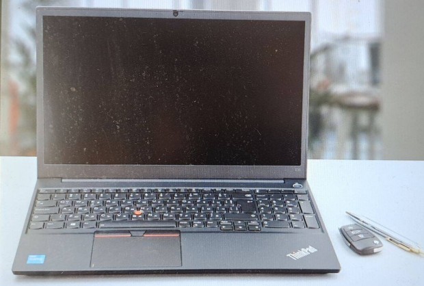 Lenovo Thinkpad E15 4Gen /i5-12gen/8/256ssd/15/FHD/IPS/HUv