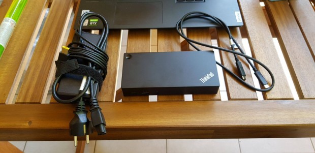 Lenovo Thinkpad GEN 2 USB-C dokkol