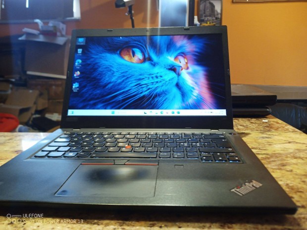 Lenovo Thinkpad L490 - 8.gen i5, SSD, Full HD, vilgt billentyzet!