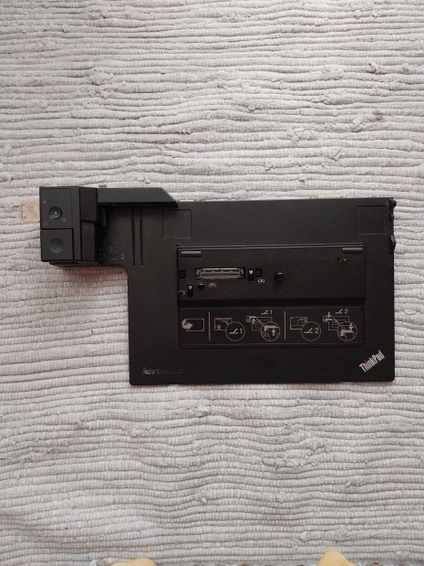 Lenovo Thinkpad Mini Dock Series 3 with USB3.0, kulccsal