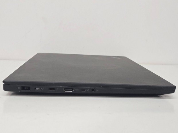 Lenovo Thinkpad P1 Gen 2 bontom alkatrsznek