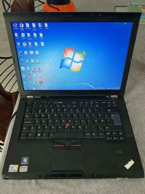 Lenovo Thinkpad T400 14,1" 4gb ddr3 laptop töltővel