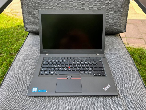 Lenovo Thinkpad T460 laptop - Core i5-6300u/8GB RAM/256GB SSD