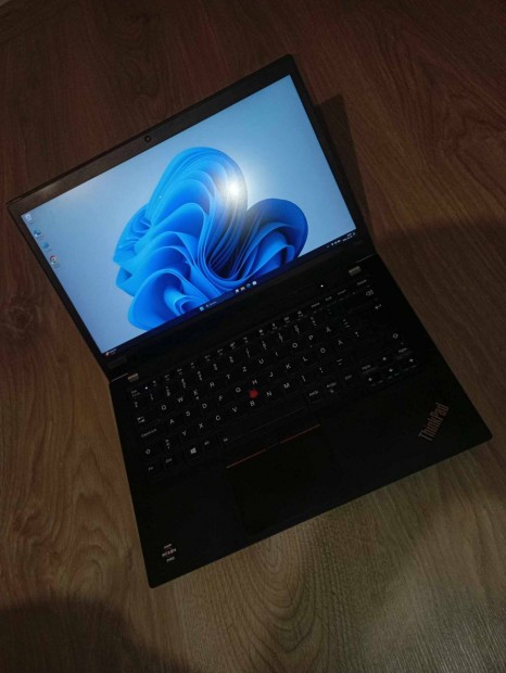 Lenovo Thinkpad T495 Ryzen 5Pro 3500U/Radeon Vega GFX/16GB/256SSD